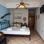 Aparthotel Manos Mégas Yialós-Nítes