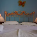 Manos 4*
