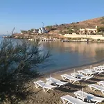 Manos 4*