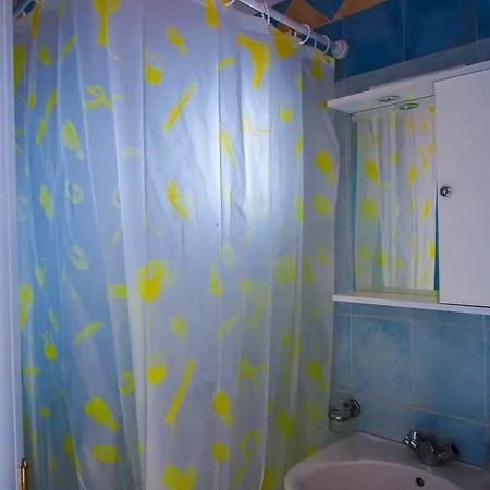 Manos Apartahotel