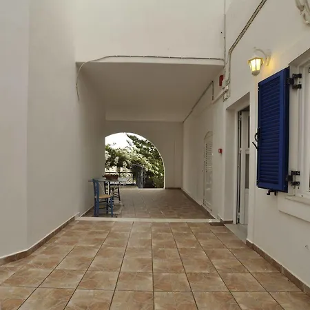 Apartahotel Manos Mégas Yialós-Nítes
