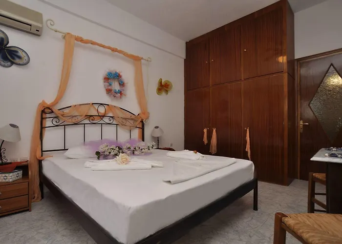 Manos 4* Mégas Yialós-Nítes