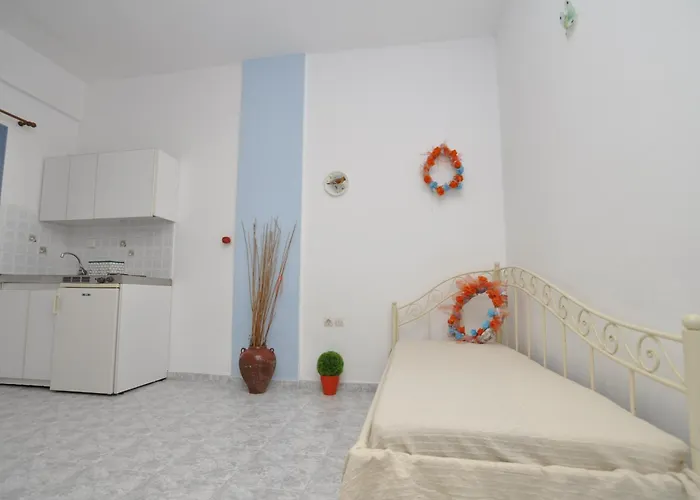 Aparthotel Manos 4*
