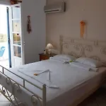 Ξενοδοχείο με διαμερίσματα μάνος