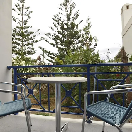 Manos Aparthotel Megas Gialos - Nites