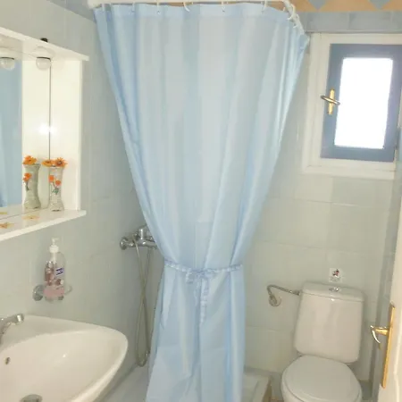Manos Aparthotel