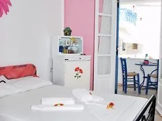 Manos Aparthotel 4*